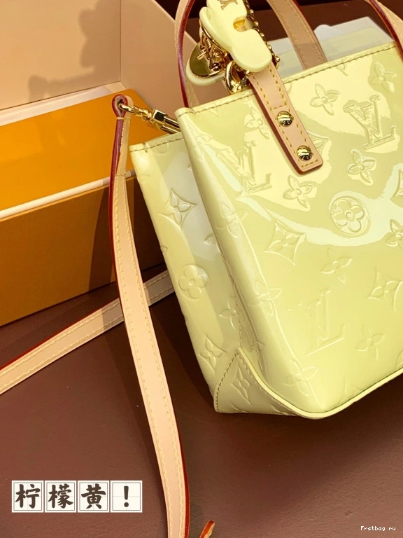 Frstbag ru Reade VUITTON PM LOUIS 0724